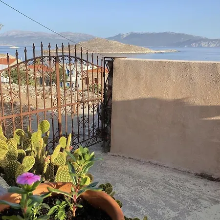 Marina Castellana Ii Apartament *