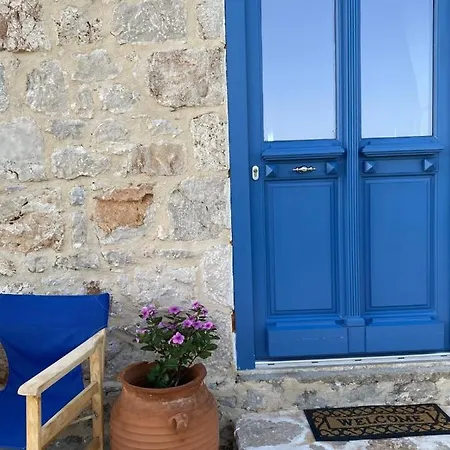 Appartamento Marina Castellana Ii Chalki Town