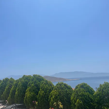 Marina Castellana Ii Apartament Chalki Town