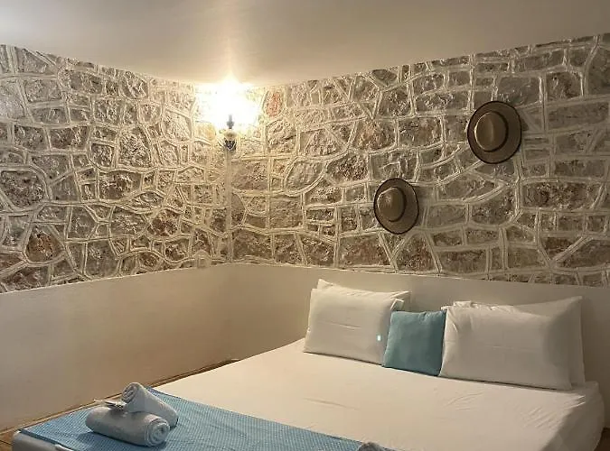 Marina Castellana Ii شقة Chalki Town