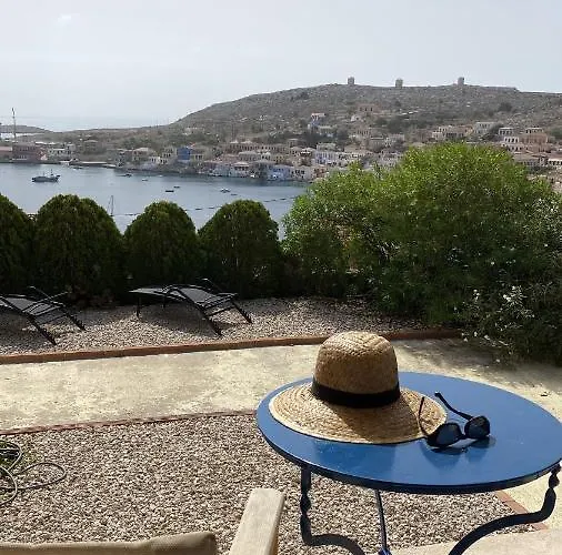 Marina Castellana Ii Daire Chalki Town