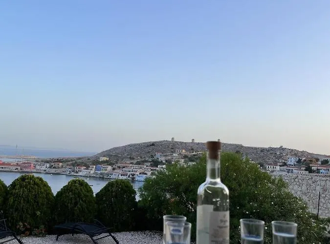 Daire Marina Castellana Ii Chalki Town